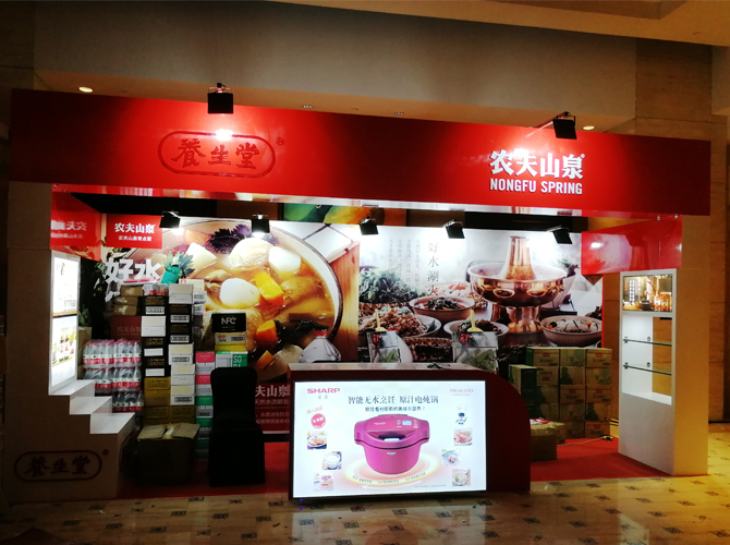 深圳招牌制作公司教你做整條街獨特的店鋪招牌